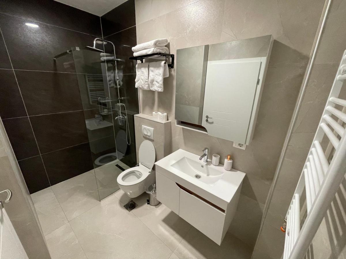 Premium Apartments Gjakova ภายนอก รูปภาพ