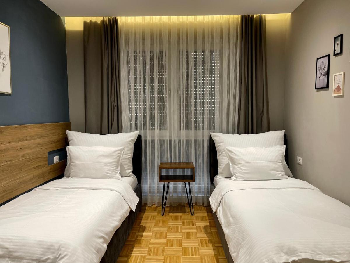 Premium Apartments Gjakova ภายนอก รูปภาพ